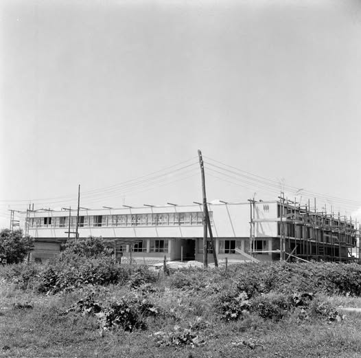 Ivanićgradska ulica. Dom zdravlja u izgradnji 1955. godine